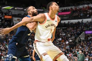 悬挂系统在 悬挂系统在